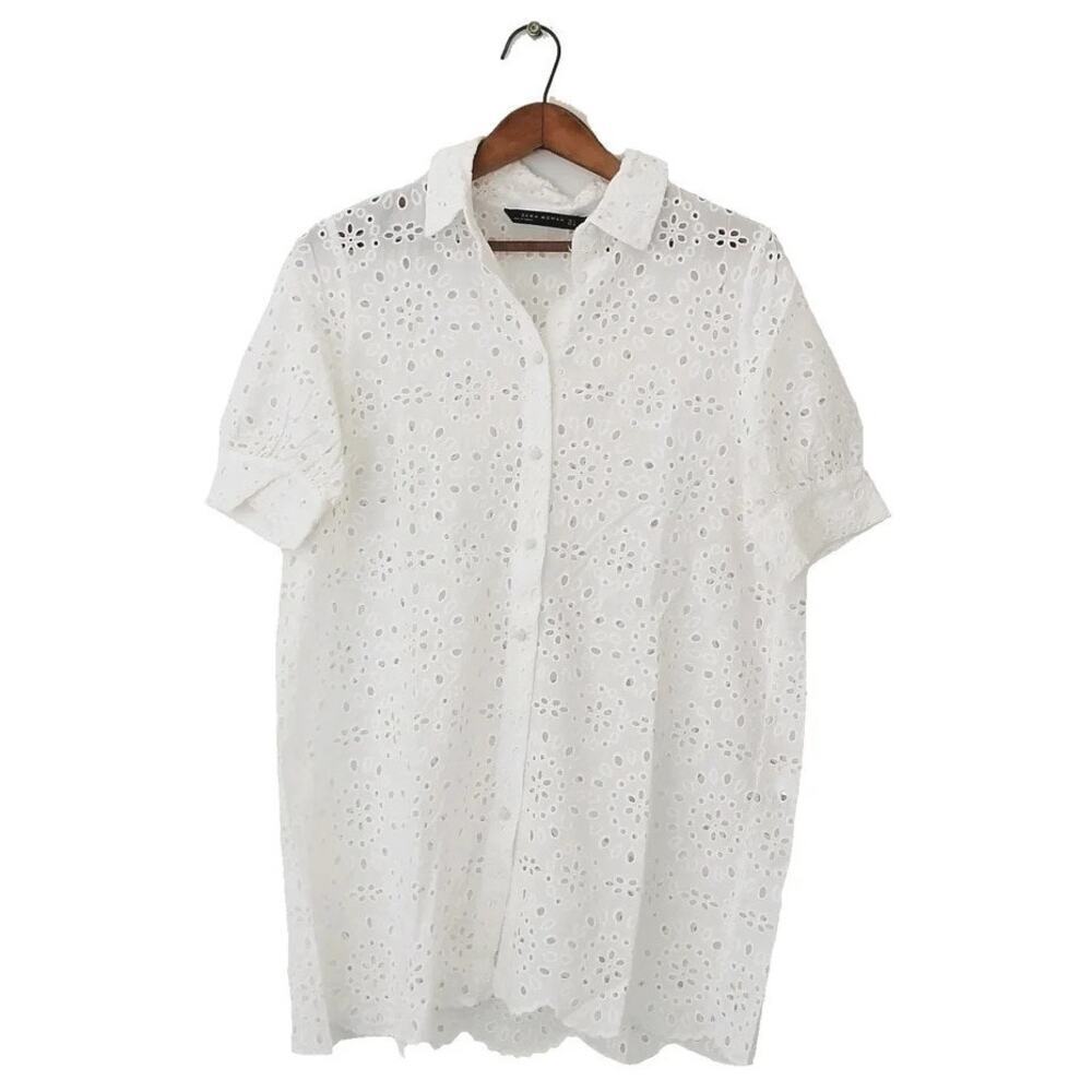 Zara White Eyelet Short Sleeves Lace Button Down Shirt Size Medium